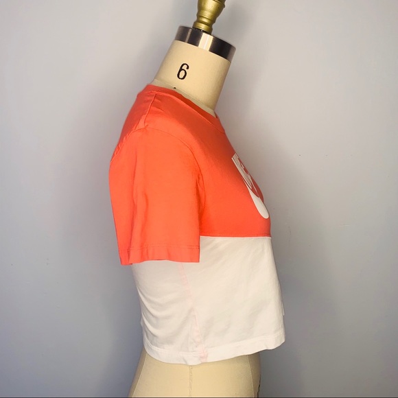 Nike Heritage S/S Crop Top - Picture 4 of 7